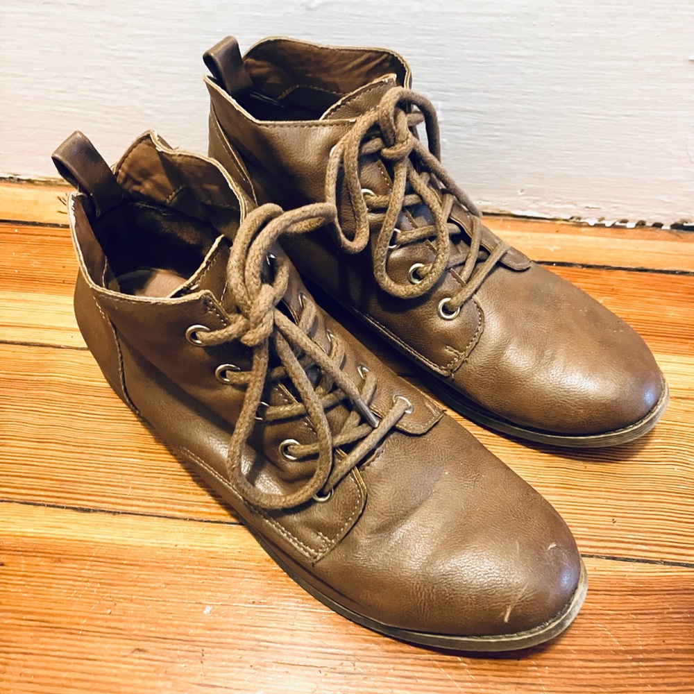 Brown ankle boots